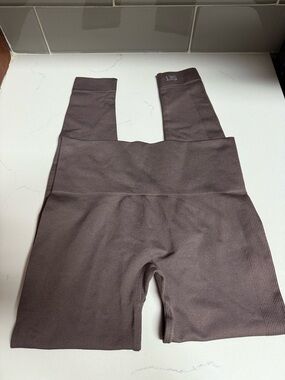 SET Active Mauve Leggings Size S